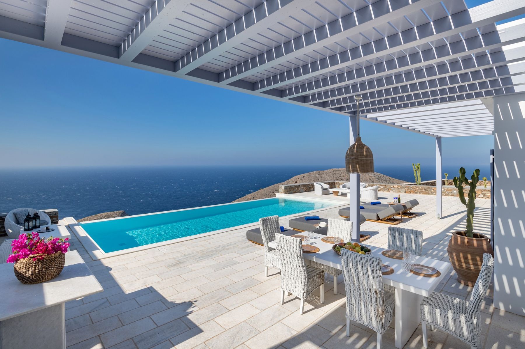 Ember villa photo.